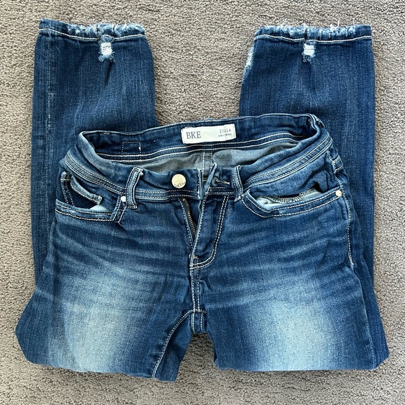 BKE Jeans Pants - BKE Stella Stretchy Low Rise Blue Ankle Cropped Capri Jeans with Distressed Hem